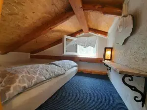 A Tiny Sea Home in the Wilderness