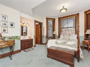 Moon River Bed and Breakfast