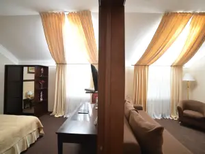 Vereteno Hotel