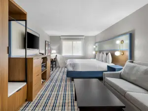AmericInn by Wyndham Delafield