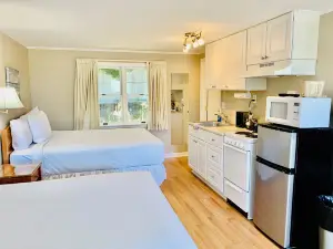 The Chatham Motel