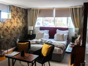 The Bank Hotel & Bistro