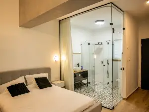 Eshel Mansion - Boutique Suites