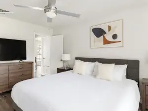 Landing Apartments Near Southridge