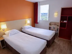 Hotel HubOne3 Istres