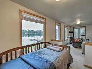 Lakefront Home w/ Seasonal Dock - 2 mi to Skiing!