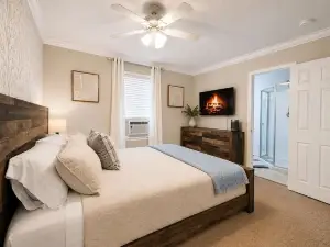 Stylish Modern Apt Near Northside Hospital
