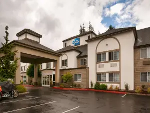 Best Western Woodland Inn