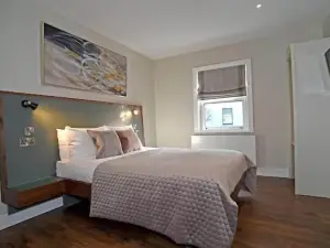 Moy Hotel