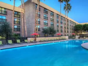 DoubleTree by Hilton Phoenix North