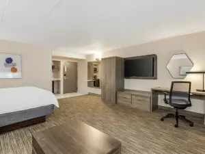 Holiday Inn Express CHICAGO-DOWNERS GROVE by IHG