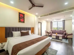 Zipp Lite Ballari - Leela Hotel & Banquets