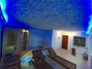 La Grotta Bed and Breakfast