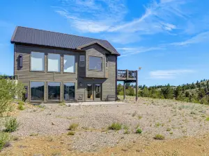 Game Room and Stunning Views Fairplay Hideaway!