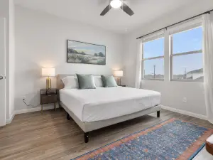 Modern Farmhouse Retreat w Patio & Yard TWR 103