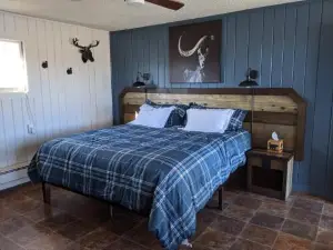 Slackwater Inn