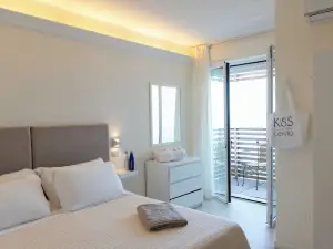 Kiss Beachfront Hotel & Restaurant