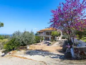 Maria Apartments