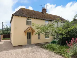 Stunning 3 Bedroom Cotswold Retreat