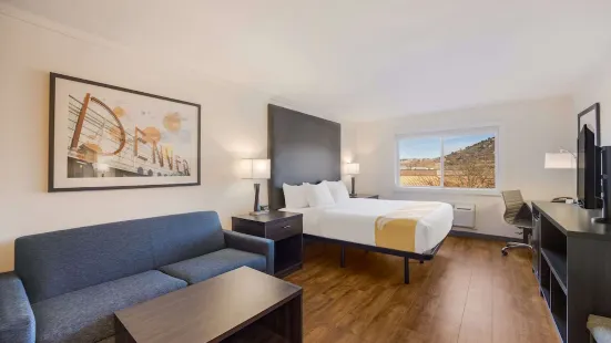 Quality Inn & Suites Castle Rock SW Denver