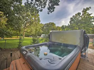 Hot Tub & Deck: Tranquil Home Near Grand Lake