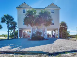 Beachfront Paradise w/ Pool on St. George Island!
