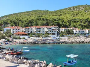 Hotel Priscapac Resort & Apartments