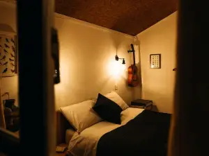 Idyllic wooden cabin 45 minutes away from Edinburgh & Glasgow