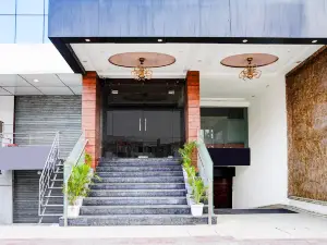 Hotel O Bareilly Near Satellite Bus Stand
