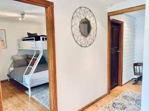 Hawkesbury: LOMA Riverhouse - Private riverside oasis