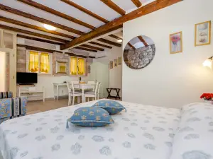 Guest House Sotto I Volti Centro Storico