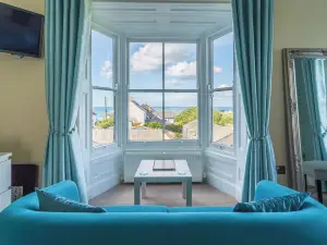 Rooms at the Highcliffe