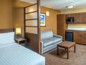 Microtel Inn & Suites by Wyndham Red Deer
