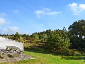 "Edeltraud" - 2.3km from the Sea