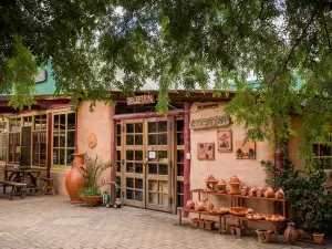 Pilliga Pottery Creative Farmstay