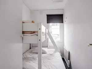 6 person holiday home in VIRSERUM