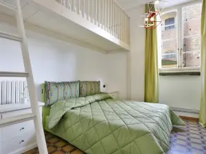 B&b Pergola House
