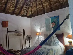 Mayan Bungalow Near Chichén