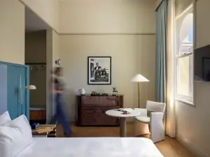 オウストン ホテル