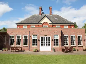 Deincourt Hotel