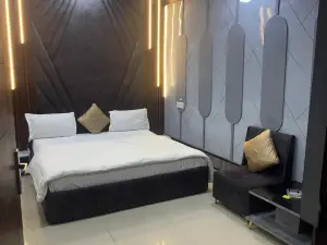 โรงแรม อเมริกัน