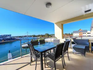 Dolphin Quay Apartments