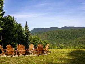 Garnet Hill Lodge