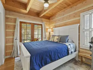 Tranquil Waterfront Valley Cabin With Views