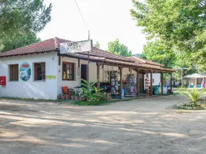 Camping Pitsoni