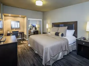 Lions Gate Hotel