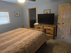 Open-Concept Living Area, a Fully Equipped Kitchen, and Comfortable Bedrooms.
