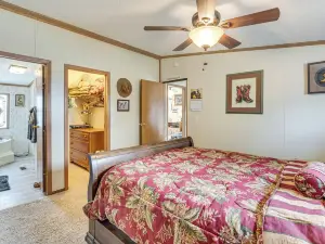 Hike, Fish & Unwind: Mtn-view Gem in Cedaredge!