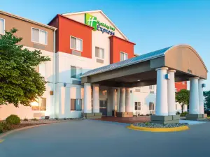 Holiday Inn Express & Suites BURLINGTON by IHG