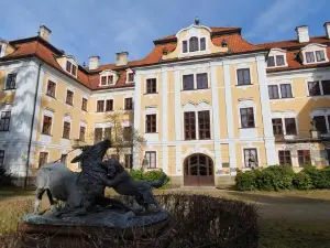Zámecká Zahrada-apartmány